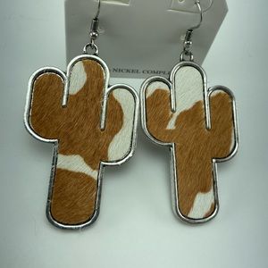 ❤️Leather Cow Print Cactus Earrings Mustard